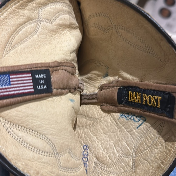 Vintage Dan Post cowboy boots. A rare find. - Picture 3 of 8